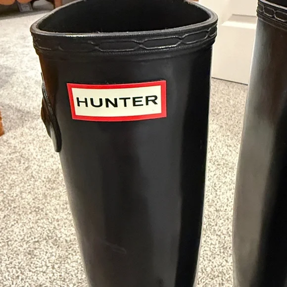 Hunter Black Gloss Original Tall Rain Boots - Picture 3 of 16